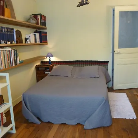 Bed & Breakfast Charonne 2
