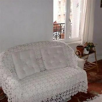 Charonne 2 Nocleg ze śniadaniem 4*
