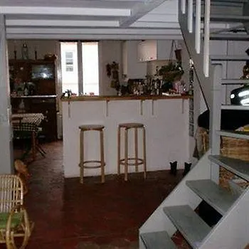 Charonne 2