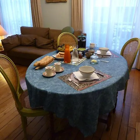 Alojamento de Acomodação e Pequeno-almoço Charonne 2 Paris