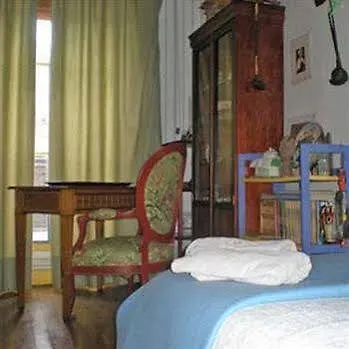 Charonne 2 Bed & Breakfast Paris